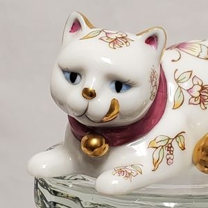 Franklin Mint "Satsuma" Cat Figurine